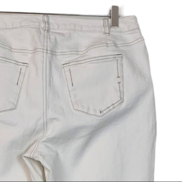 J.Jill Women's Jeans 10" High Rise Cream Eggshell Boot Cut Stretch Size 14 - Picture 5 of 8